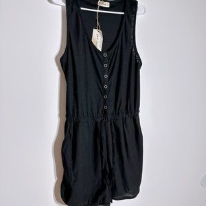 *💙 5 for $20* L black sleeveless romper